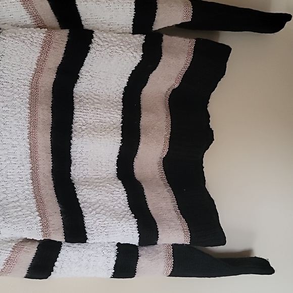 FOREVER 21 Stripe Sweater Size L - Picture 3 of 8